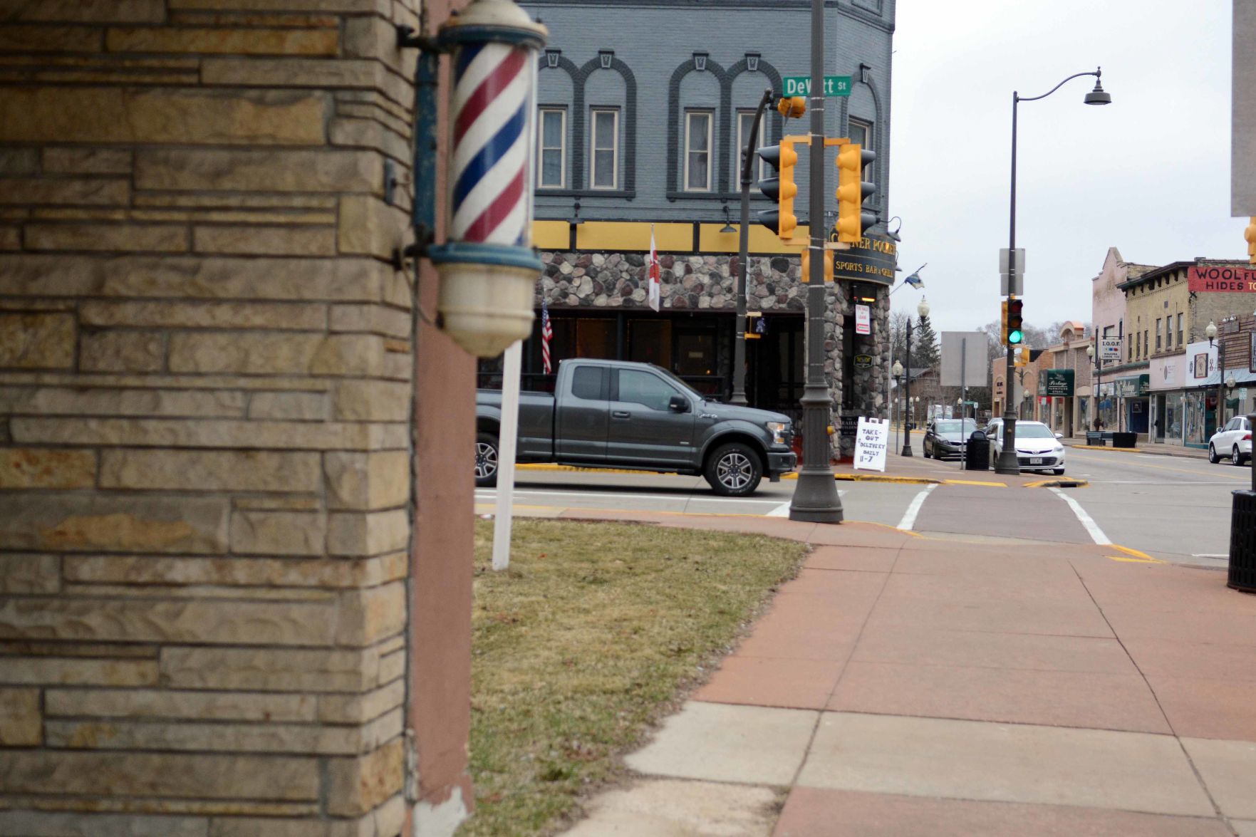 Downtown Portage during 'safer at home' order, March 26